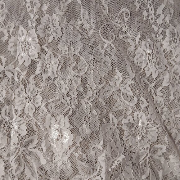 Frederick's of Hollywood Women's Ophelia Delicate Lace Chemise and G Str… - Picture 2 of 8